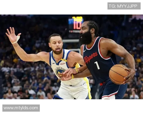 哈登领衔快船胜勇士锁定西部第五库里虽砍36分难救主